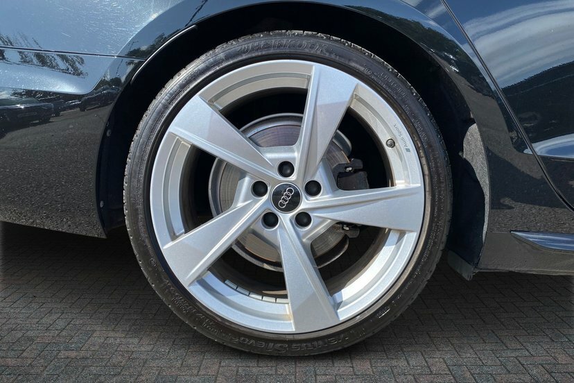 Audi A4 Avant 2.0 Tfsi 40 S Line Estate S Tronic 204 Black #5