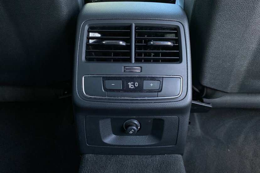 Audi A4 Avant 35 Tfsi Black Edition S Tronic Grey #51