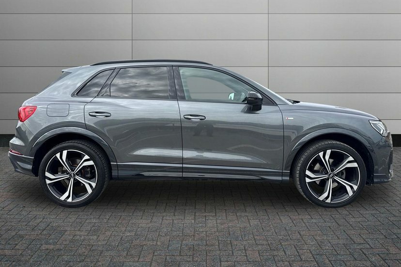 Audi Q3 1.5 Tfsi Cod 35 Edition 1 Suv S Tronic Grey #4