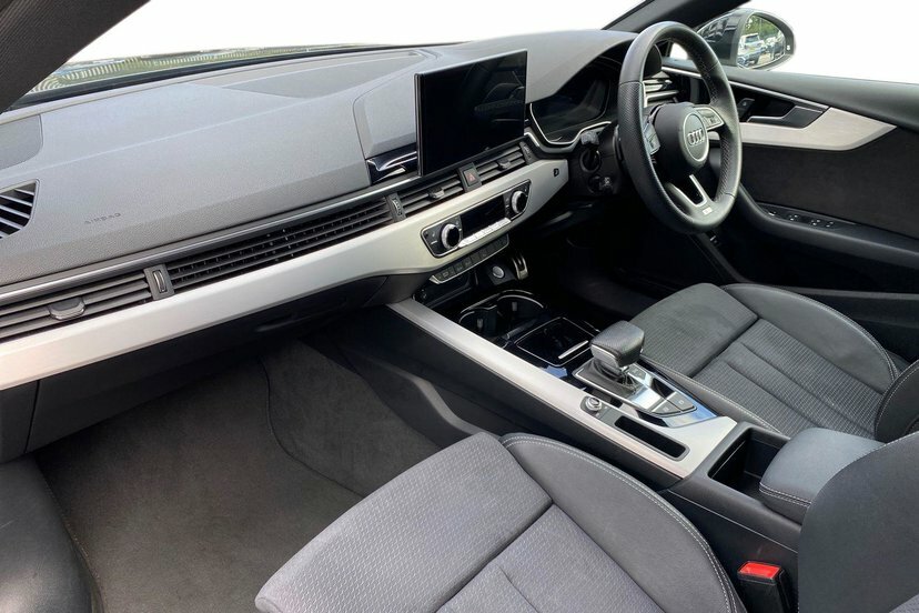 Audi A5 2.0 Tfsi 40 S Line Sportback S Tronic Black #2