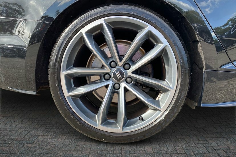 Audi A5 2.0 Tfsi 40 S Line Sportback S Tronic Black #5