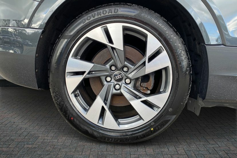 Audi Q8 e tron 50 Sport Sportback Quattro 95Kwh Grey #5