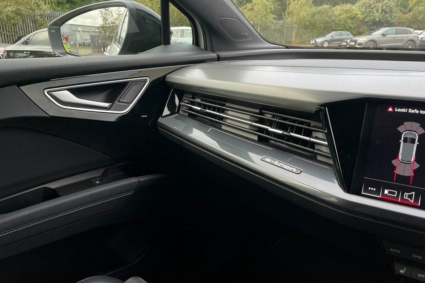 Audi Q4 E Tron 220Kw 50 Quattro 82Kwh S Line Black #20