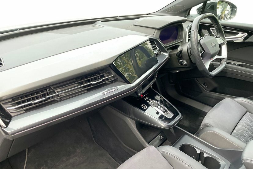Audi Q4 E Tron 40 Edition 1 Suv 82Kwh 204 Ps White #2