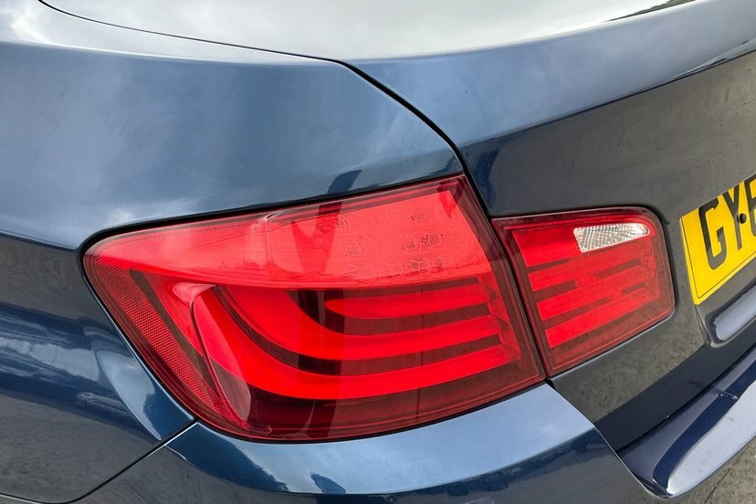 BMW 5 Series 2.0 520D M Sport Black #27