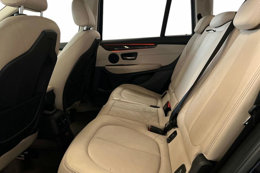 BMW 2 Series Gran Tourer 220D M Sport Step White #10