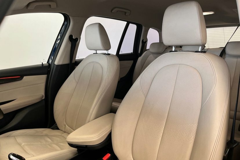 BMW 2 Series Gran Tourer 220D M Sport Step White #28