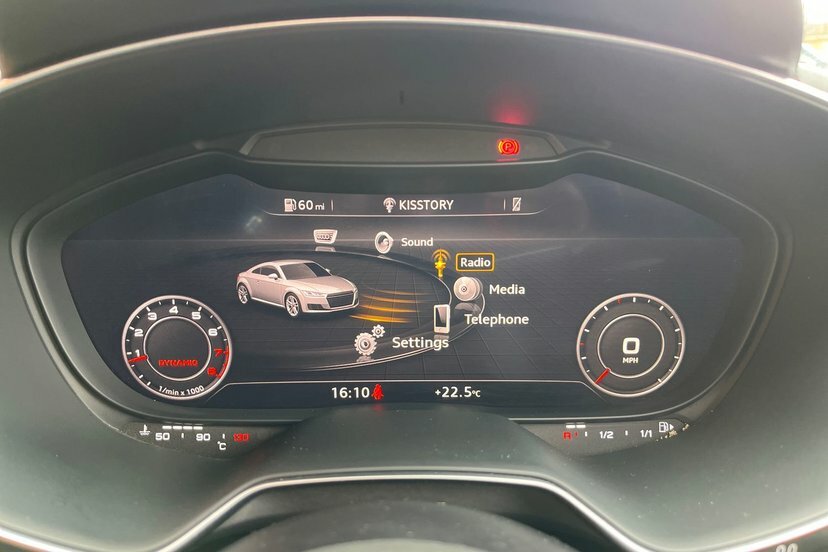 Audi TT 2.0T Fsi Quattro Black Edition S Tronic Red #24