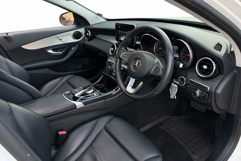 Mercedes-Benz C Class 2.0 C200 Sport Premium Saloon G-troni White #5