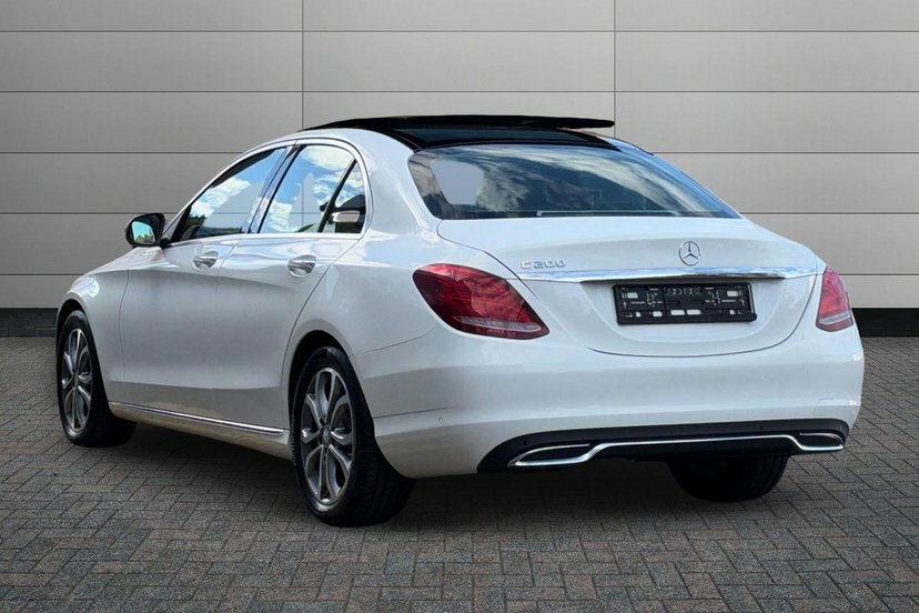 Mercedes-Benz C Class 2.0 C200 Sport Premium Saloon G-troni White #2