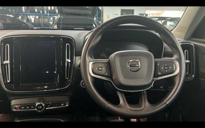 Volvo XC40 2.0 T4 Inscription Suv Awd 190 Ps Grey #5