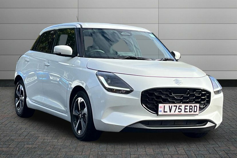 Suzuki Swift 1.2 Mhev Ultra Hatchback Hybrid Cvt 82 White