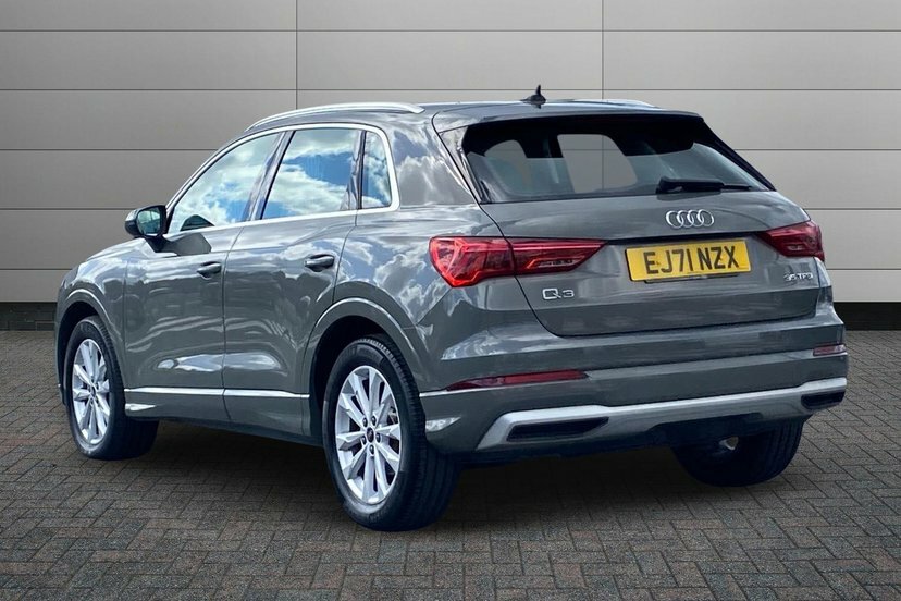 Audi Q3 1.5 Tfsi Cod 35 Sport Suv S Tronic 150 Grey #2
