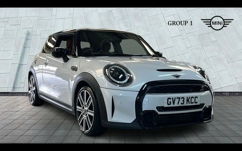 Mini Hatch 3-Door Hatch Cooper S Exclusive White
