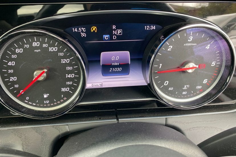 Mercedes-Benz E Class 2.0 E220d Amg Line Premium Saloon Red #6