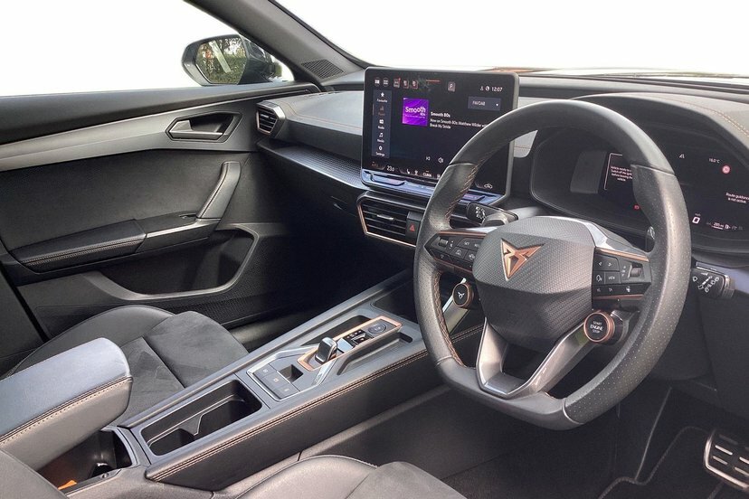 Cupra Formentor 1.5 Etsi V2 Suv Hybrid Dsg 150 Ps Black #6