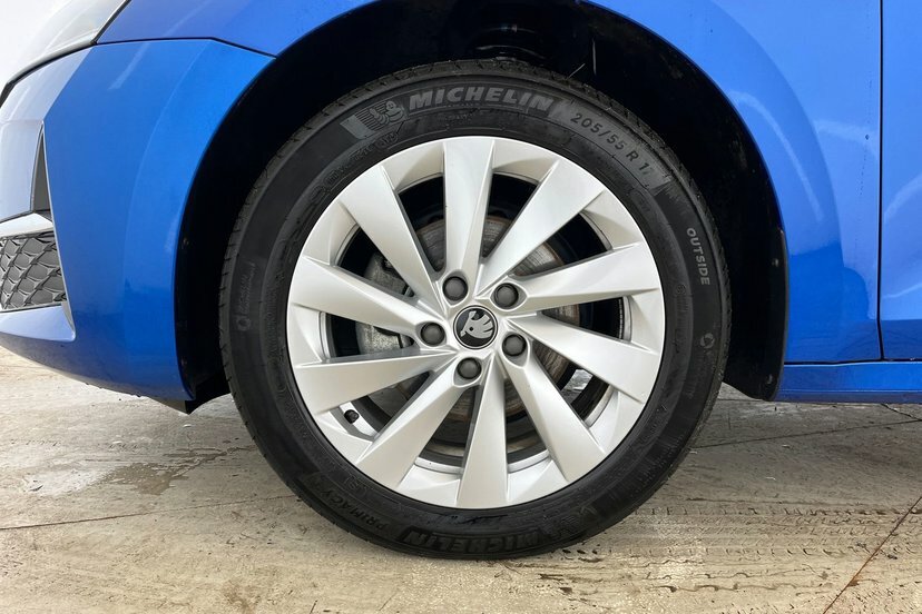 Skoda Octavia Octavia 1.5 Tsi 150 E-tec Sportline Dsg Silver #11