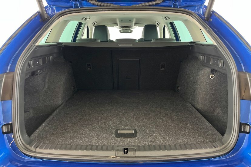 Skoda Octavia Octavia 1.5 Tsi 150 E-tec Sportline Dsg Silver #18