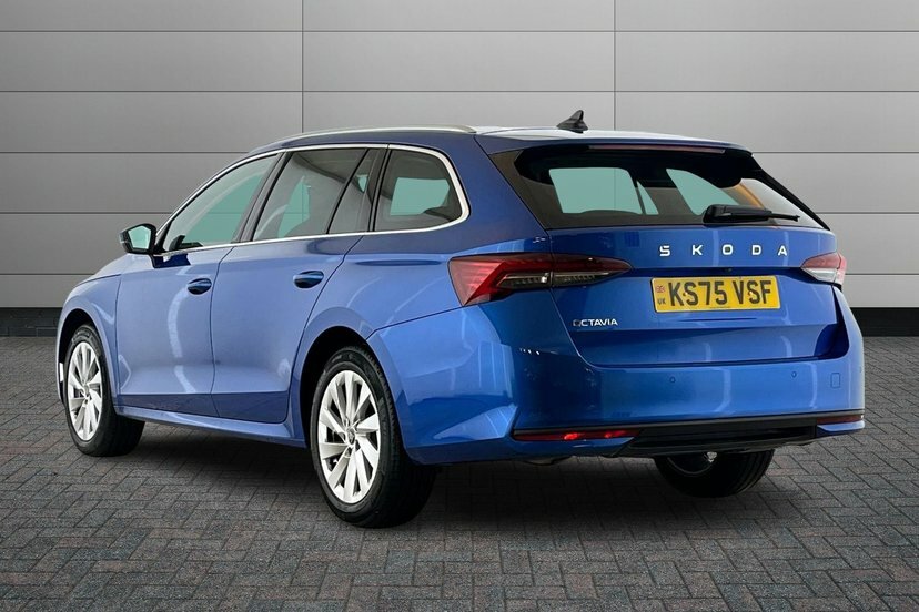 Skoda Octavia Octavia Estate Se L 2.0 Tdi 150 Ps Dsg Blue #3