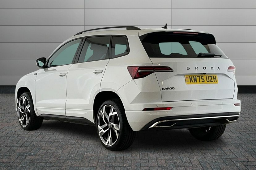 Skoda Karoq Karoq Sportline Edition 1.5 Tsi 150 Ps Dsg White #3