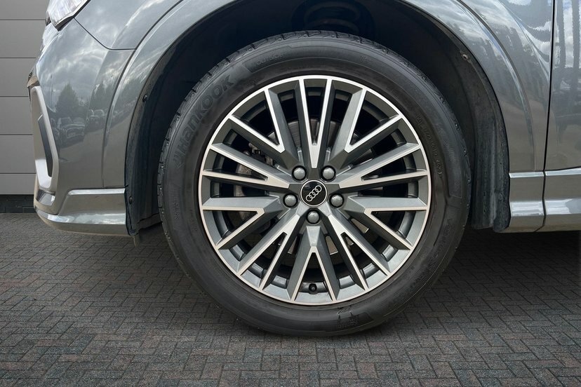 Audi Q3 2.0 Tfsi 40 S Line Suv S Tronic Quattro Grey #5