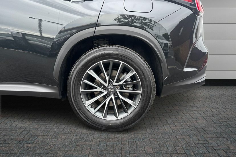 Lexus NX 2.5 450H 18.1Kwh Premium Suv Plug-in H Black #5