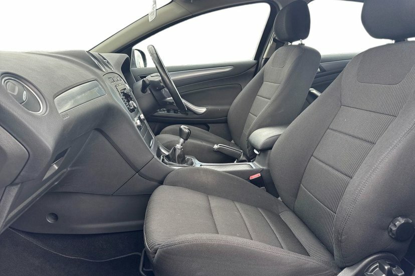Ford Mondeo 1.6 Tdci Econetic Titanium Hatchback Ma Blue #2
