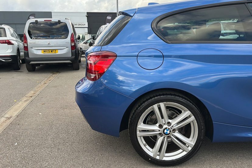 BMW 1 Series 125D M Sport Black #24