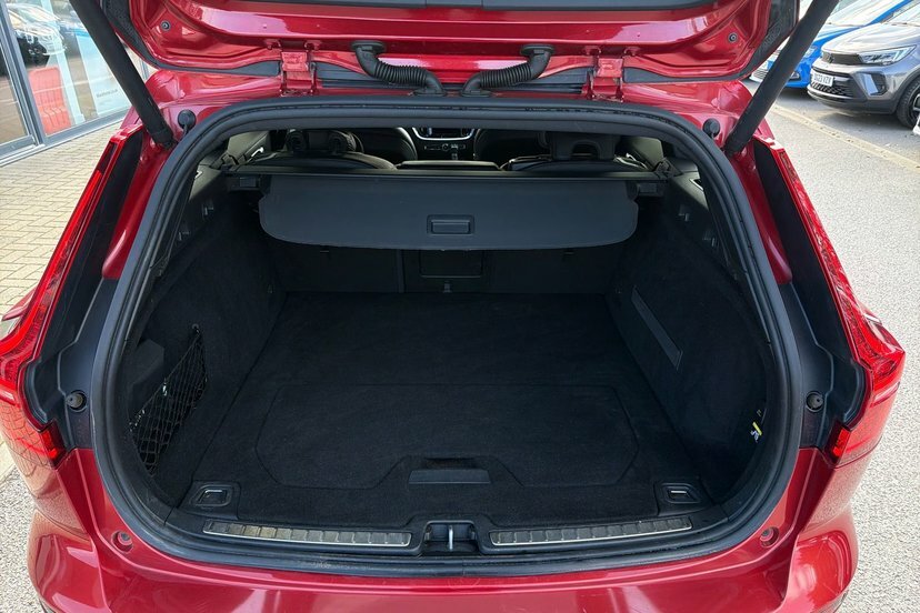 Volvo V60 V60 Momentum D4 Grey #9