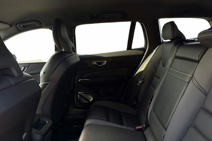 Volvo V60 V60 Momentum D4 Grey #10