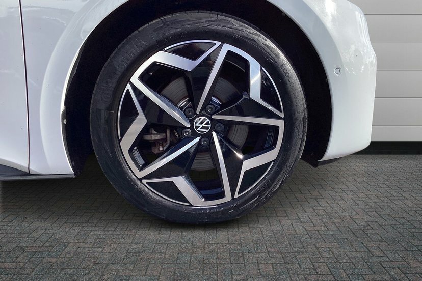 Volkswagen ID.3 Pro Performance 58Kwh Family Hatchback Electri Black #5