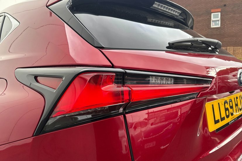 Lexus NX 2.5 300H Premium Suv Hybrid E-cvt 4Wd E White #33