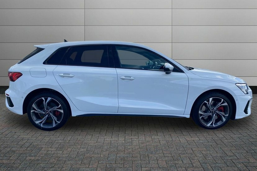 Audi A3 1.4 Tfsie 45 S Line Competition Sportback Petr White #4