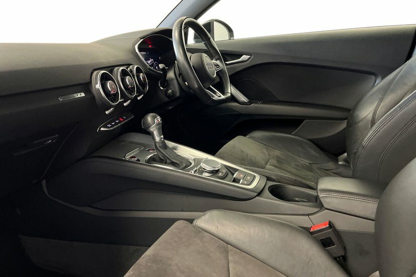 Audi TT 2.0 Tfsi 40 Sport Roadster S Tronic 19 Black #2