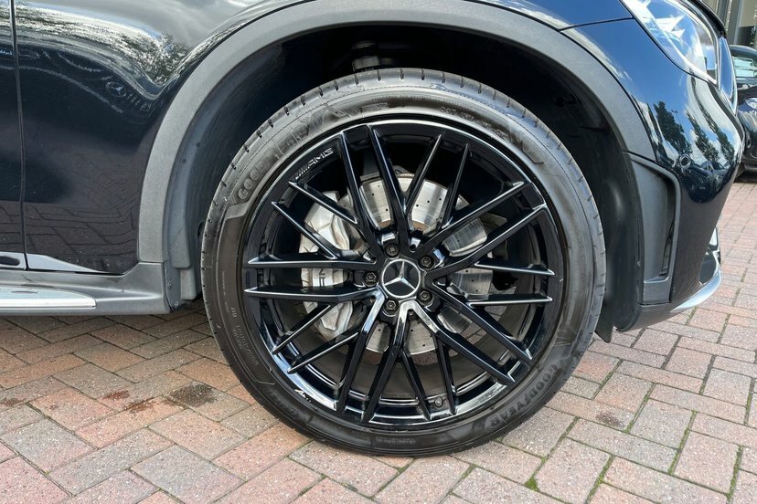Mercedes-Benz GLC Class 3.0 Glc43 V6 Amg Premium Plus Coupe G Black #4