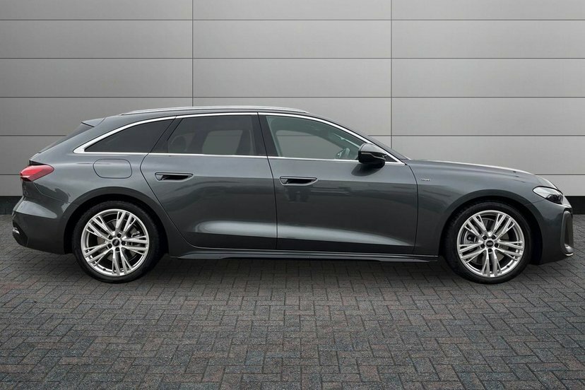 Audi A5 2.0 E-hybrid 25.9Kwh S Line Estate Plug Grey #3