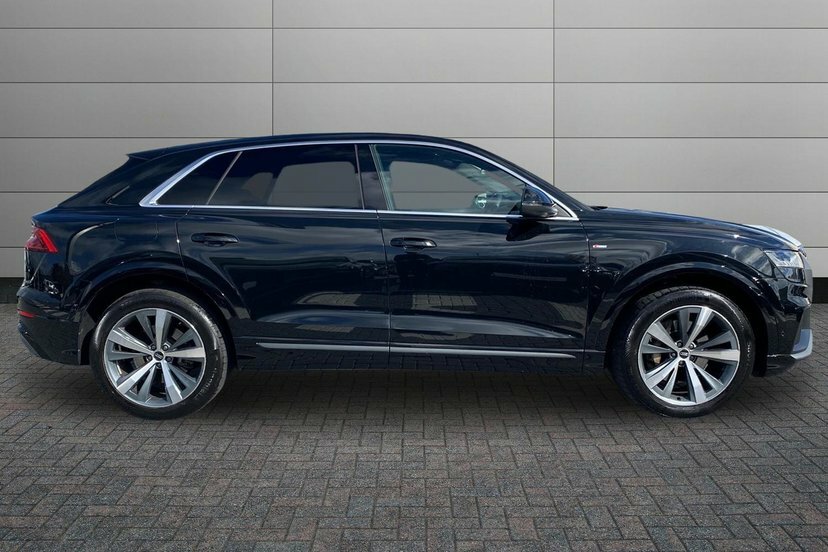 Audi Q8 3.0 Tfsi V6 55 S Line Suv Tiptronic Qua Black #4