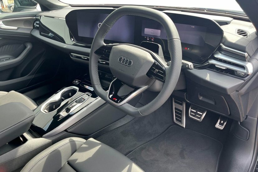 Audi A6 Avant 2.0 E-hybrid 25.9Kwh S Line Estate Plug Black #6