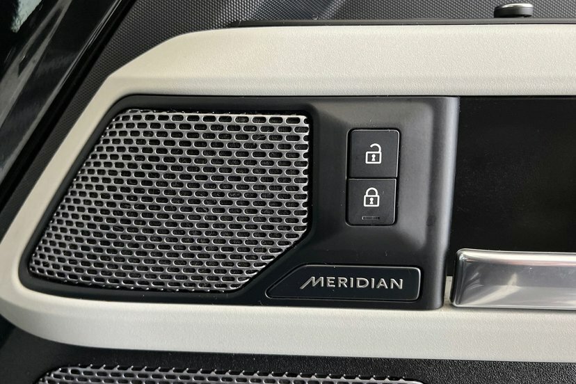 Land Rover Defender 110 Defender D250 X-dynamic Se 110 3.0  #24