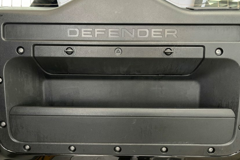 Land Rover Defender 110 Defender D250 X-dynamic Se 110 3.0  #26