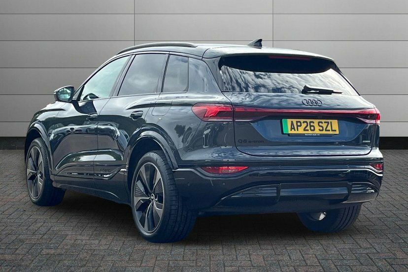 Audi Q6 E-Tron 100Kwh Black Edition Suv Quattro Black #3