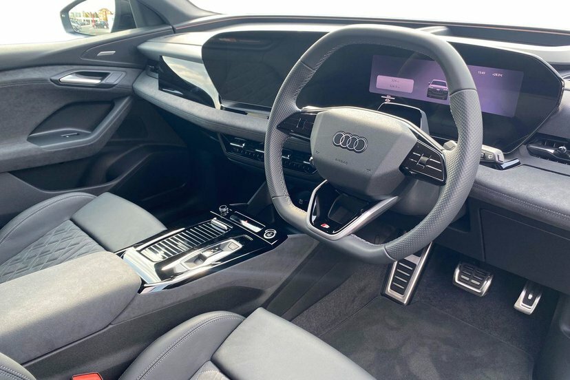 Audi Q6 E-Tron 100Kwh Black Edition Suv Quattro Black #6