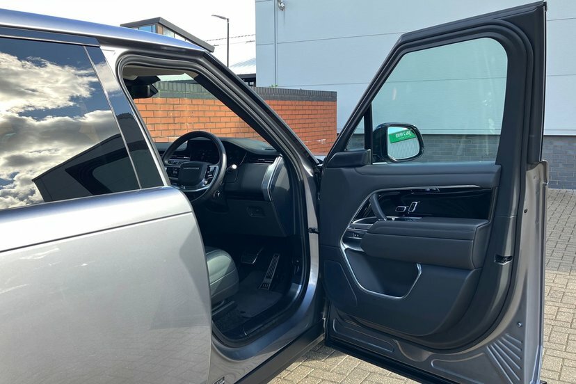 Land Rover Range Rover 4.4 P615 V8 Sv Grey #21
