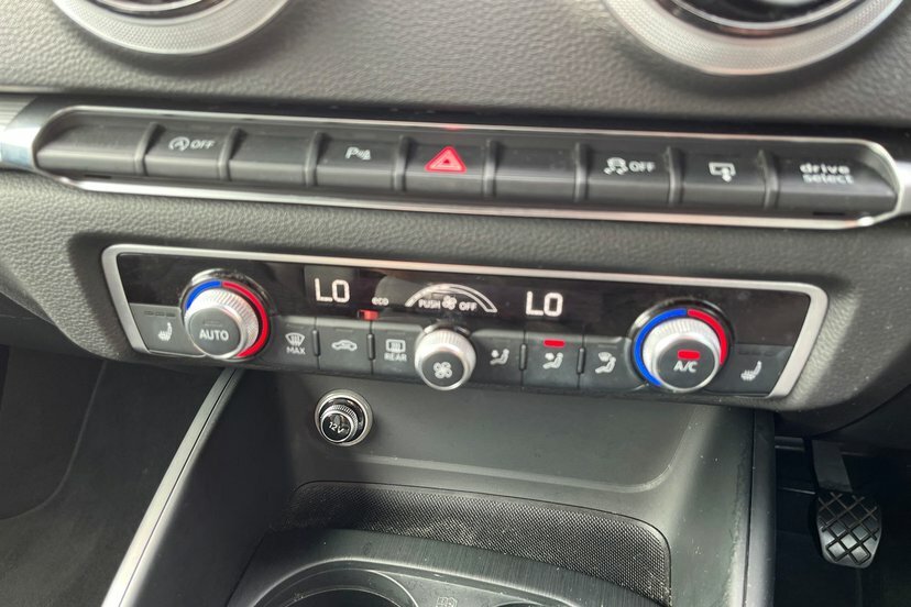 Audi A3 Hatchback 2.0 Tdi S Line Sportback S Tronic Euro 6 Red #24