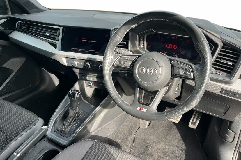 Audi A1 1.0 Tfsi 30 S Line Sportback S Tronic Black #6