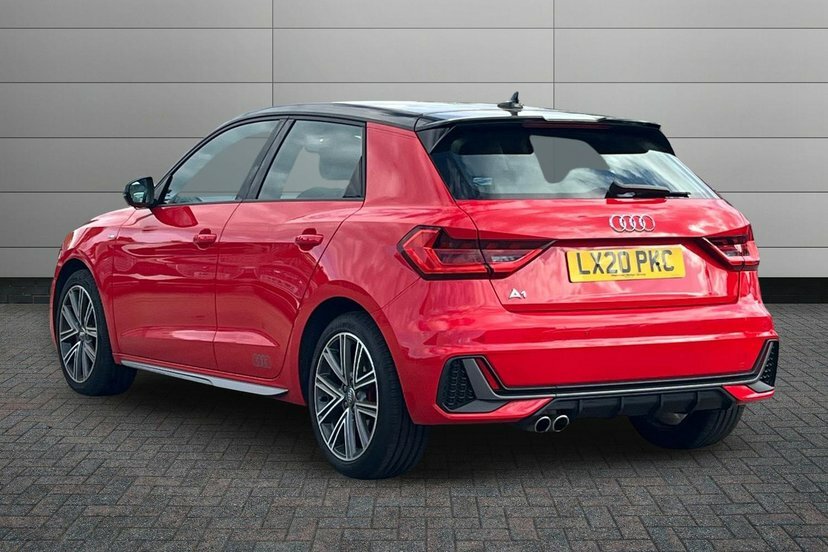 Audi A1 2.0 Tfsi 40 S Line Competition Sportback Petro Red #3