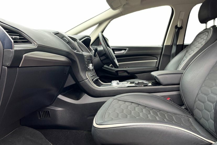 Ford S-Max 2.0 Ecoblue Vignale Mpv 190 Ps Red #2