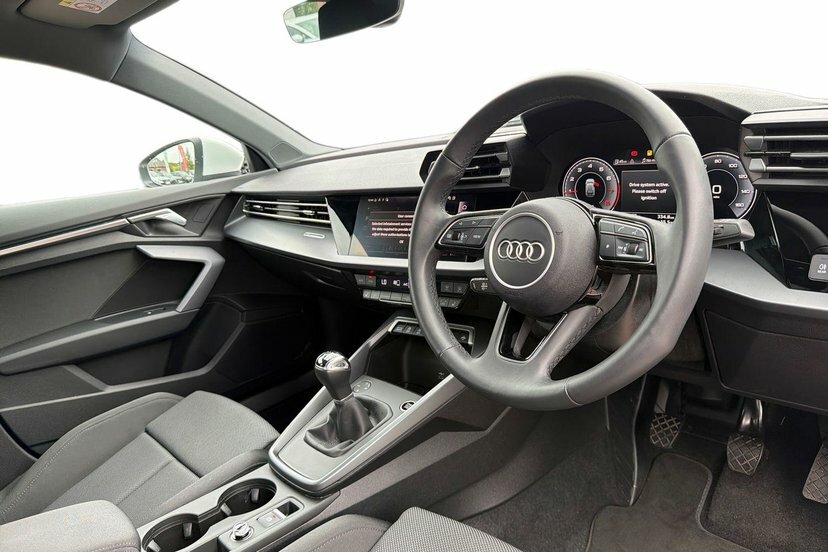 Audi A3 1.5 Tfsi 30 Sport Sportback 116 White #6