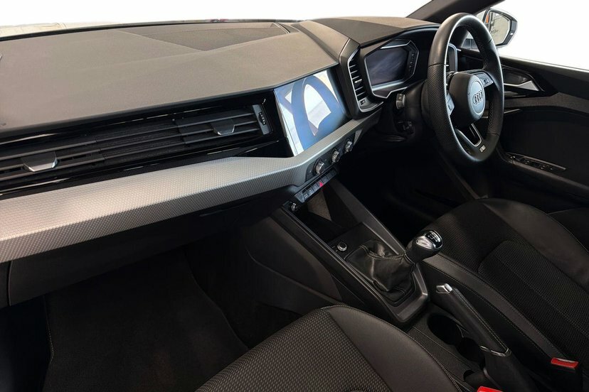 Audi A1 1.0 Tfsi 30 S Line Sportback 11 White #2