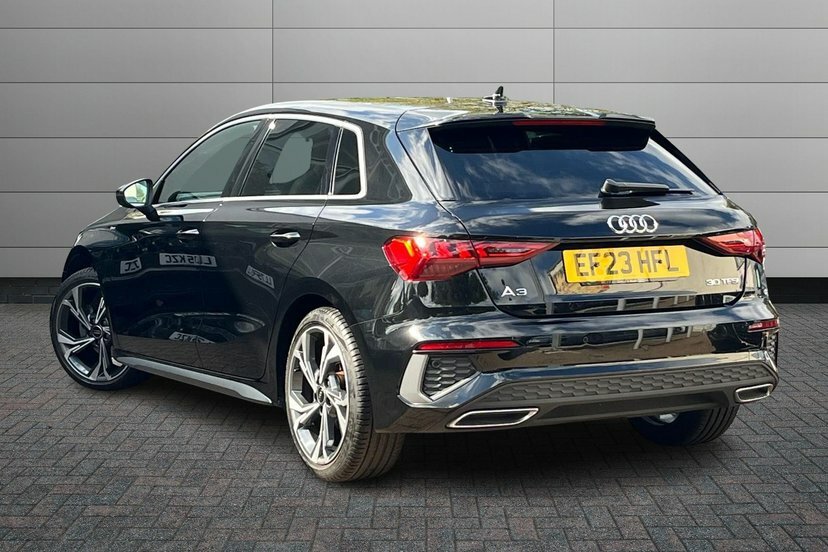 Audi A3 1.0 Tfsi 30 S Line Sportback S Tronic Black #3